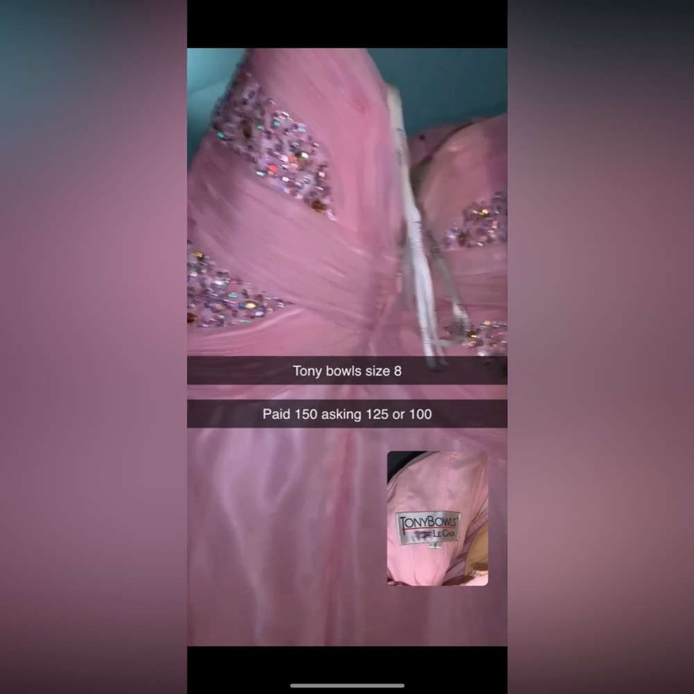 Dress - Picture 3 of 3